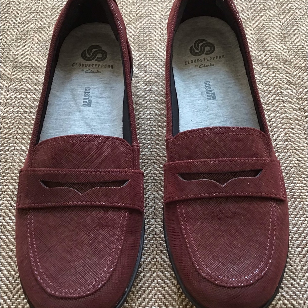 Clarks Cloudsteppers Ayla Burgundy Slip Loafers, Size 8M (New)
